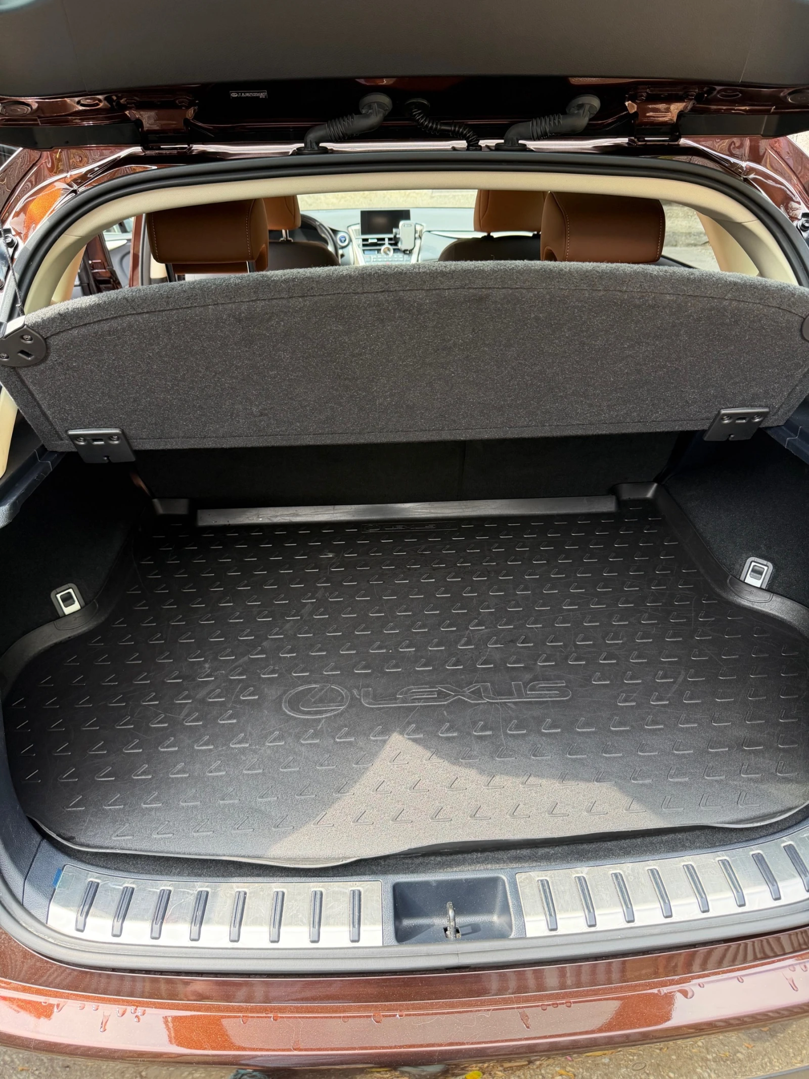 Lexus NX 300h, снимка 12 - Автомобили и джипове - 55894225