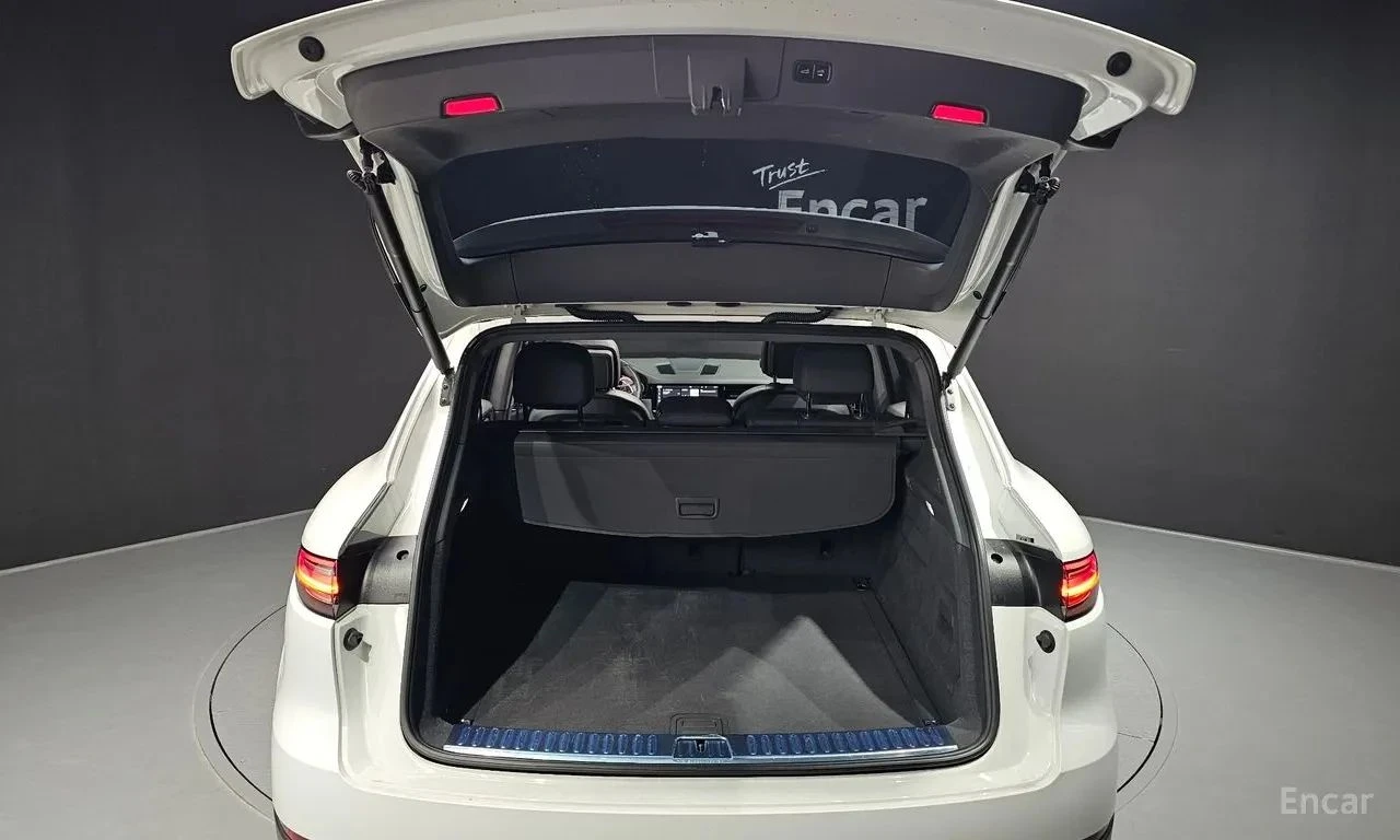 Porsche Cayenne, снимка 17 - Автомобили и джипове - 56740506