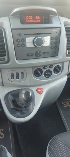 Opel Vivaro 2.5 cdti клима, снимка 12