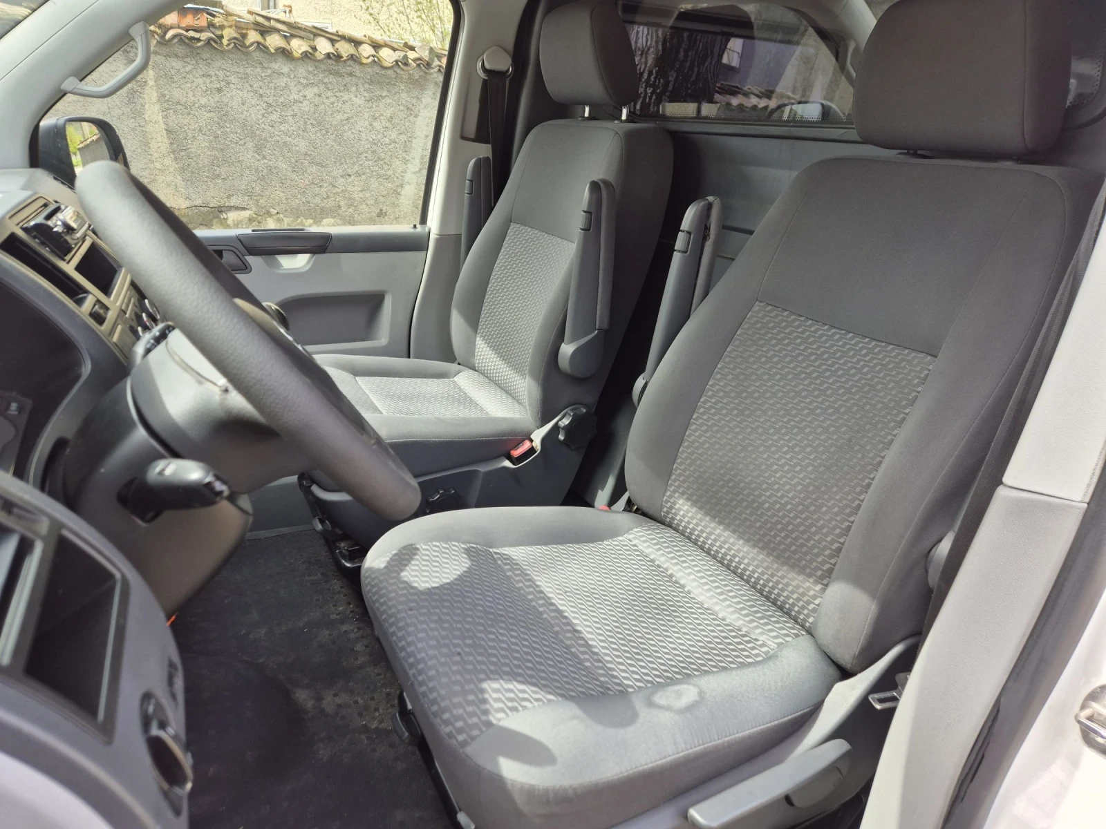 VW Transporter 2.0TDI  - изображение 9