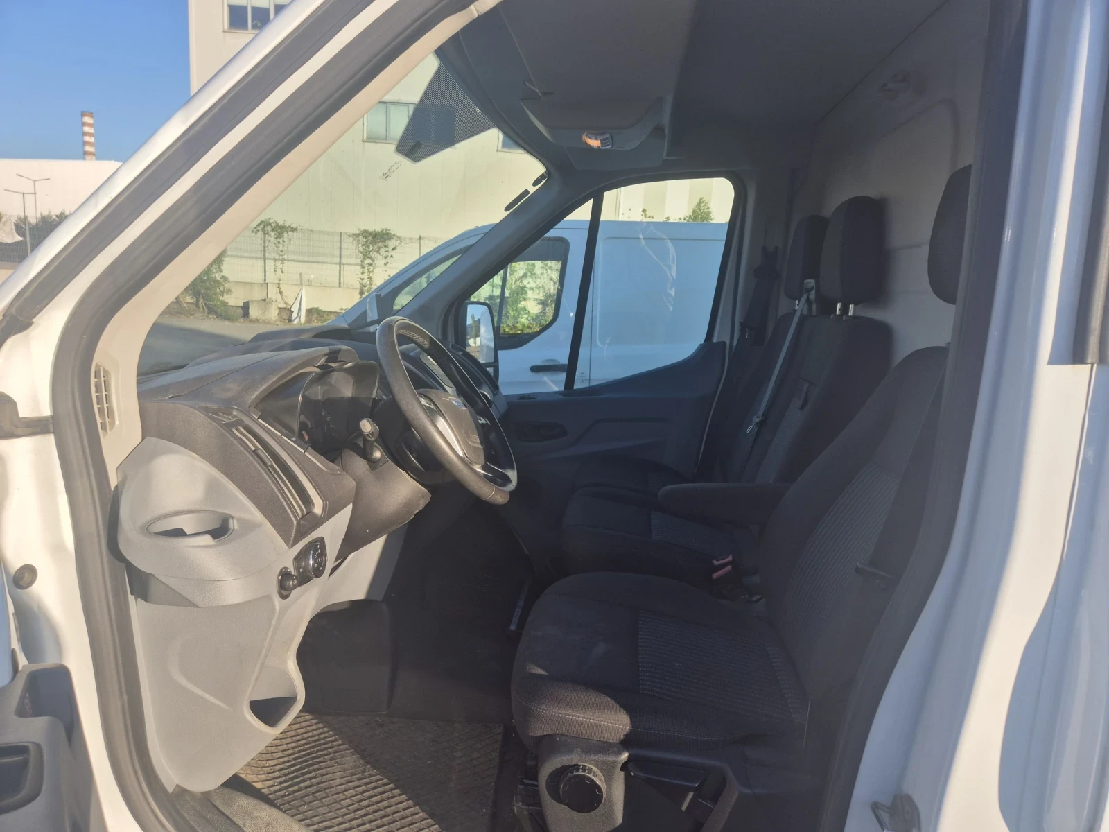 Ford Transit L2H2 2.0 DCTI - изображение 7