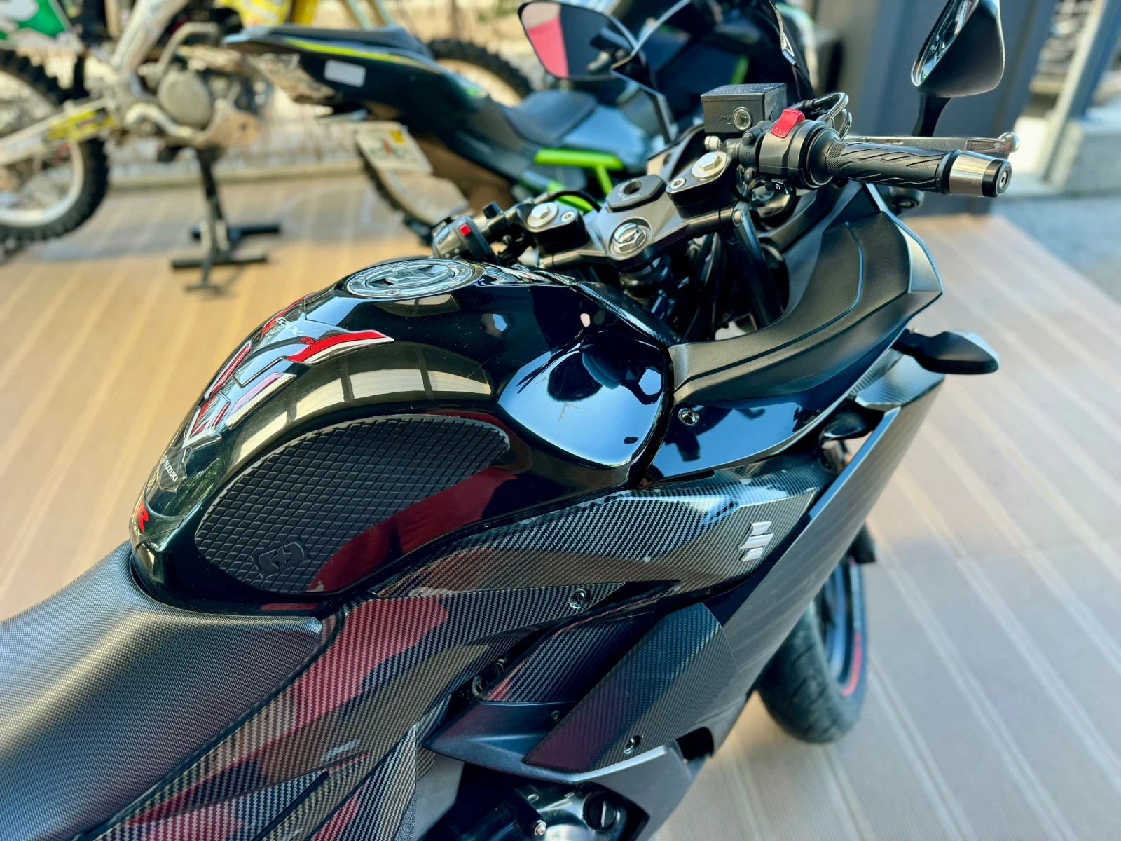Suzuki Gsx 250R - изображение 6