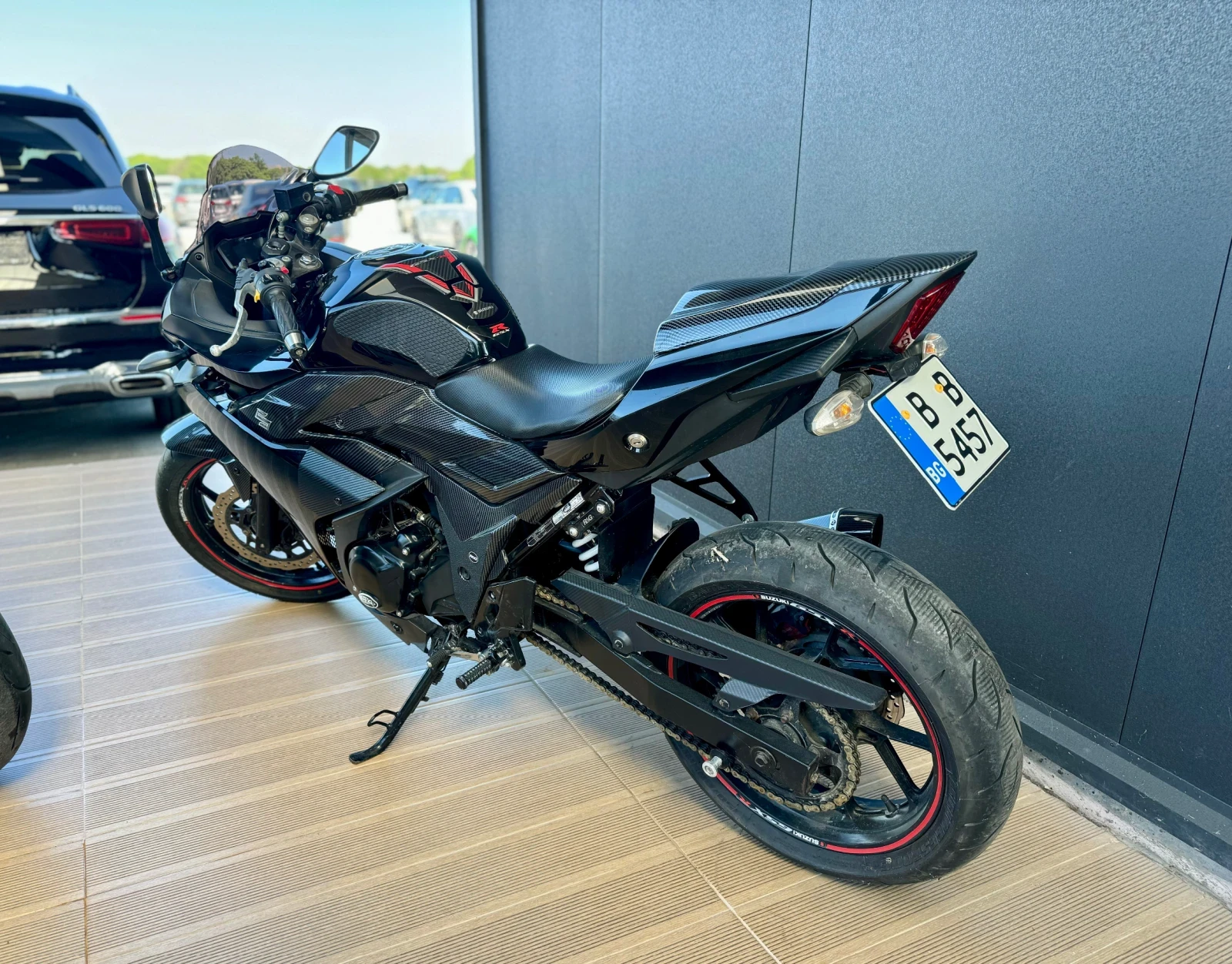 Suzuki Gsx 250R - изображение 2