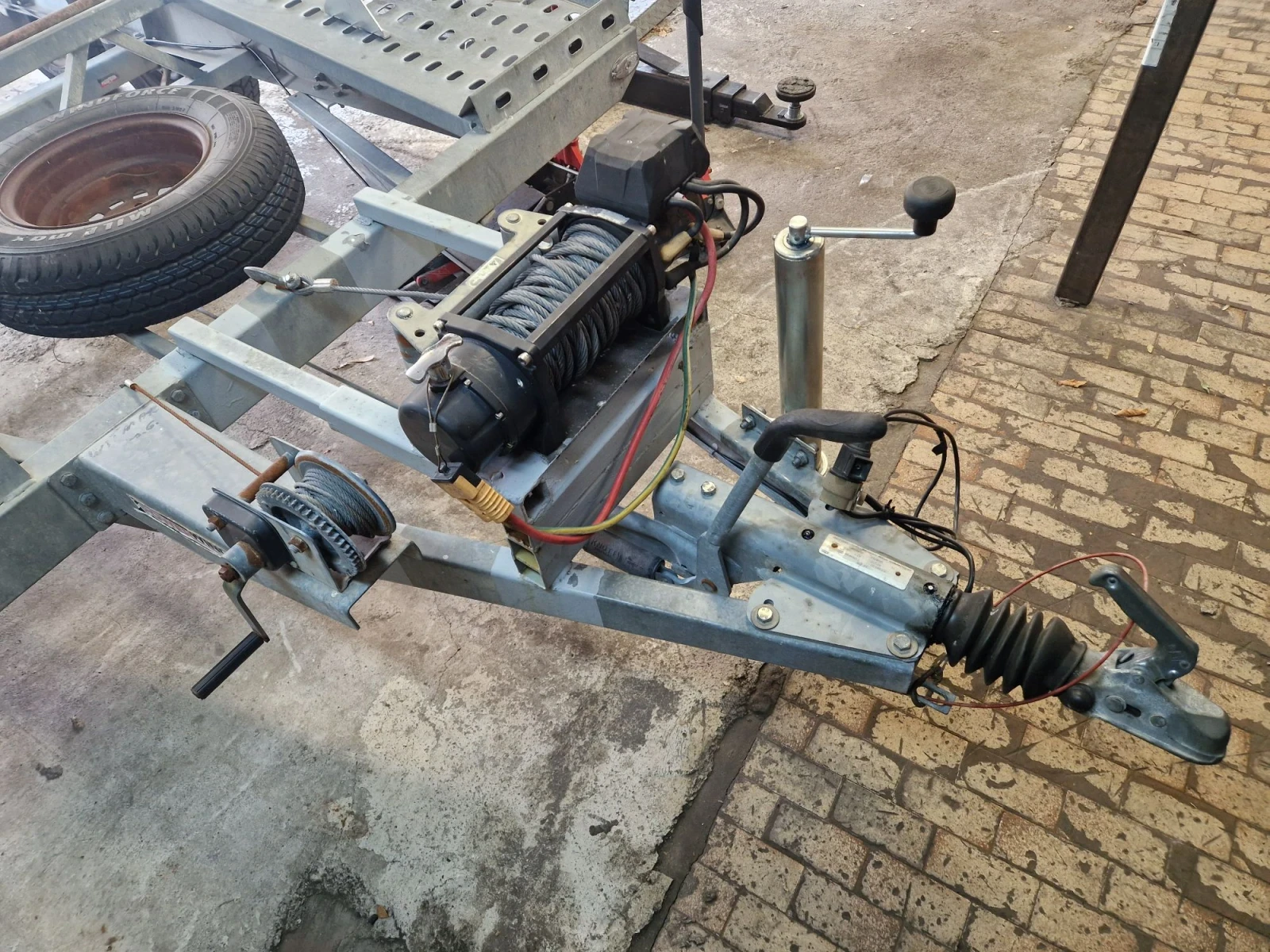 �� ��������� BORO BR2 | Mobile.bg � ����������� 8