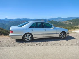 Mercedes-Benz E 200, снимка 3