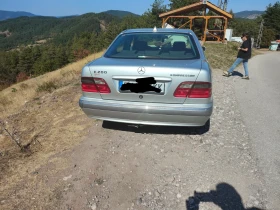 Mercedes-Benz E 200, снимка 2