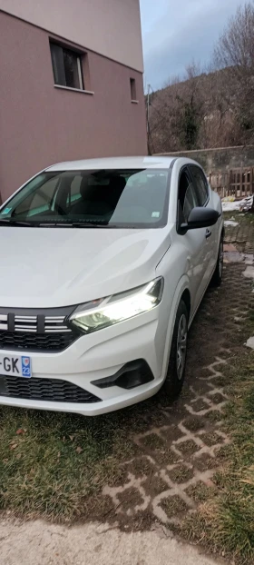 Dacia Sandero  3  24г. 3000км., снимка 4