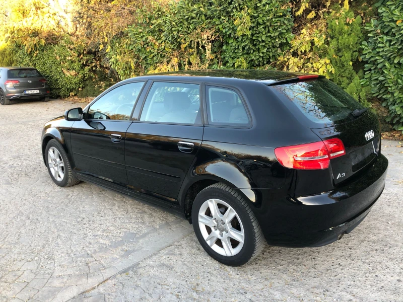 Audi A3 1.6 TDI 90 кс, снимка 3 - Автомобили и джипове - 47808830