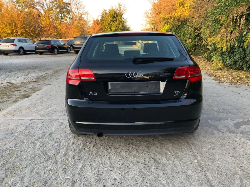 Audi A3 1.6 TDI 90 кс, снимка 4 - Автомобили и джипове - 47808830