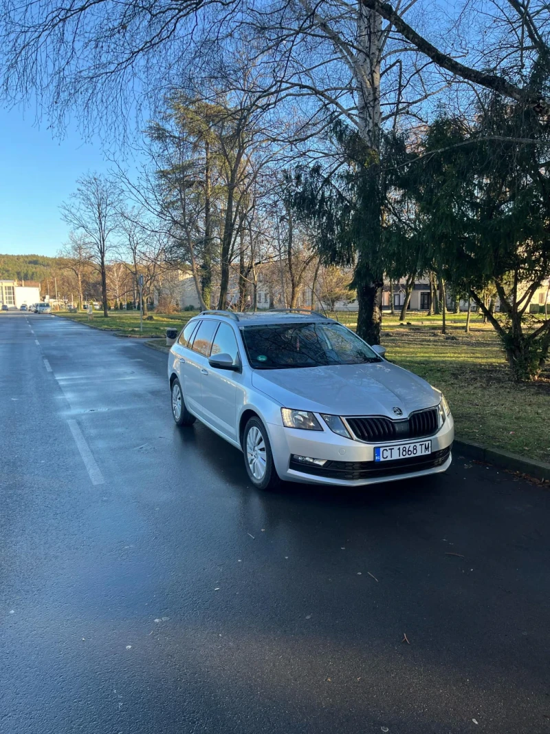 Skoda Octavia G-TEC, снимка 1 - Автомобили и джипове - 48239260