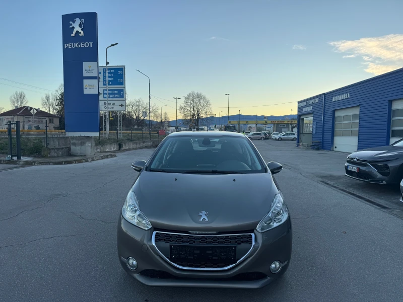 Peugeot 208 1.6 HDI 90kc, снимка 3 - Автомобили и джипове - 48381198