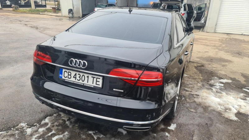 Audi A8, снимка 9 - Автомобили и джипове - 48596971