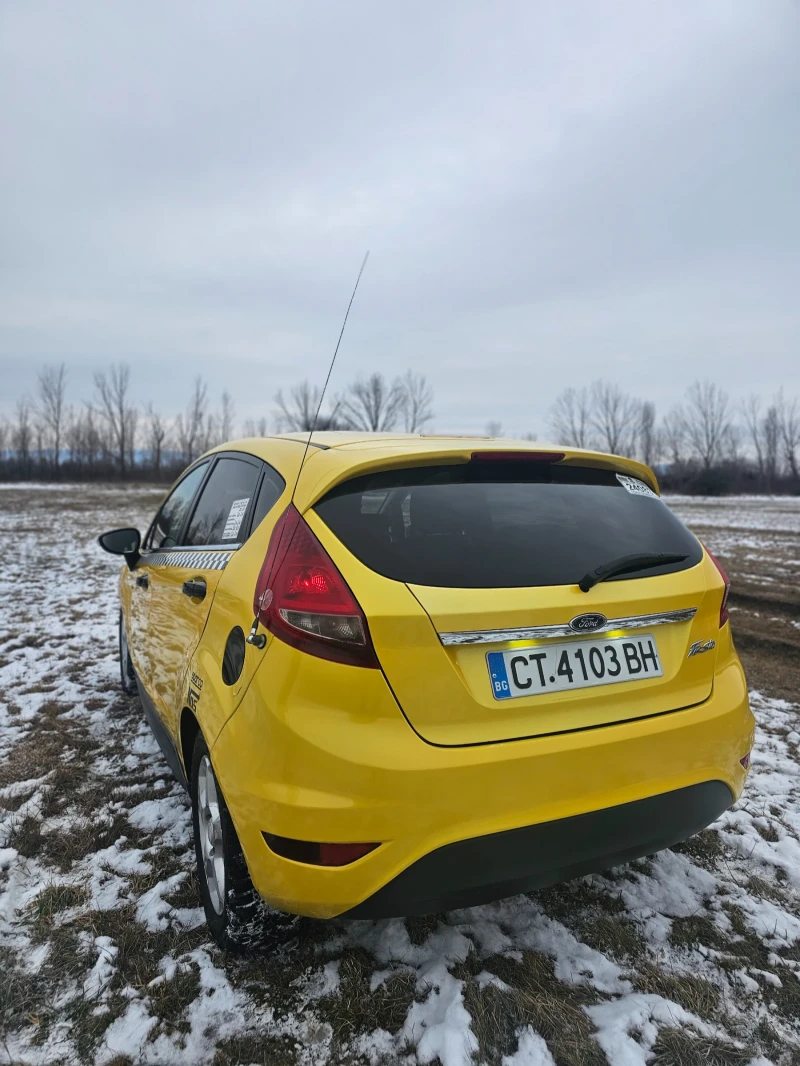 Ford Fiesta, снимка 3 - Автомобили и джипове - 48680784