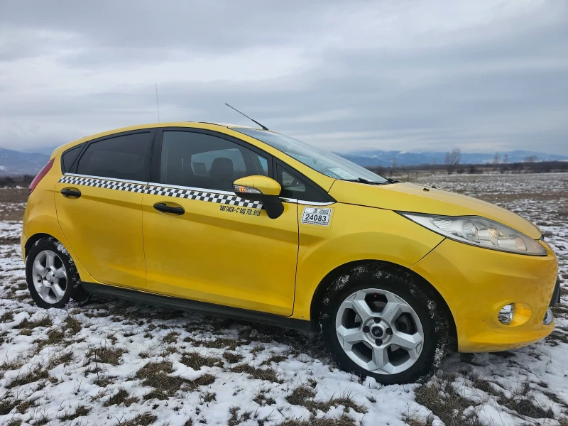 Ford Fiesta, снимка 4 - Автомобили и джипове - 48680784