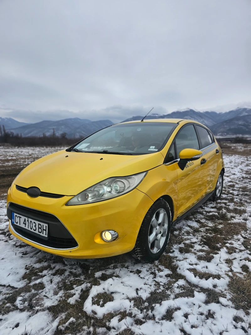 Ford Fiesta, снимка 6 - Автомобили и джипове - 48680784