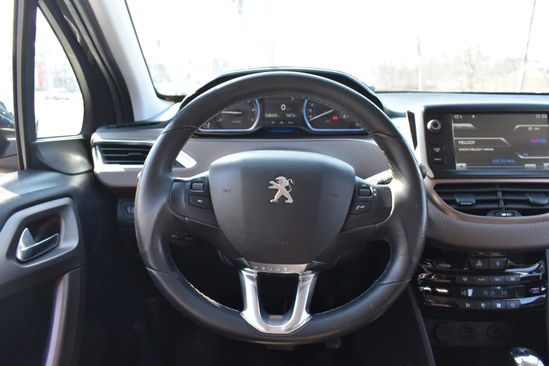 Peugeot 2008 1.6i* ALLURE* AUTOMAT, снимка 15 - Автомобили и джипове - 49302169