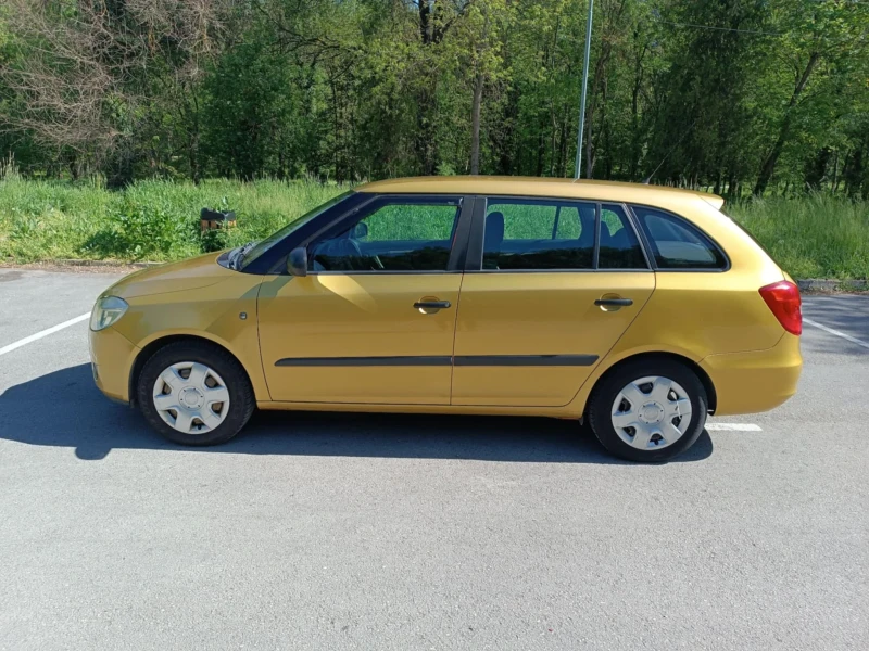 Skoda Fabia, снимка 5 - Автомобили и джипове - 52594417