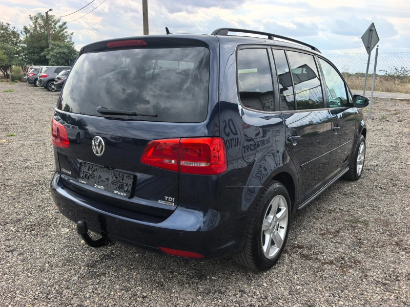 VW Touran 1.6TDI, снимка 5 - Автомобили и джипове - 51486121