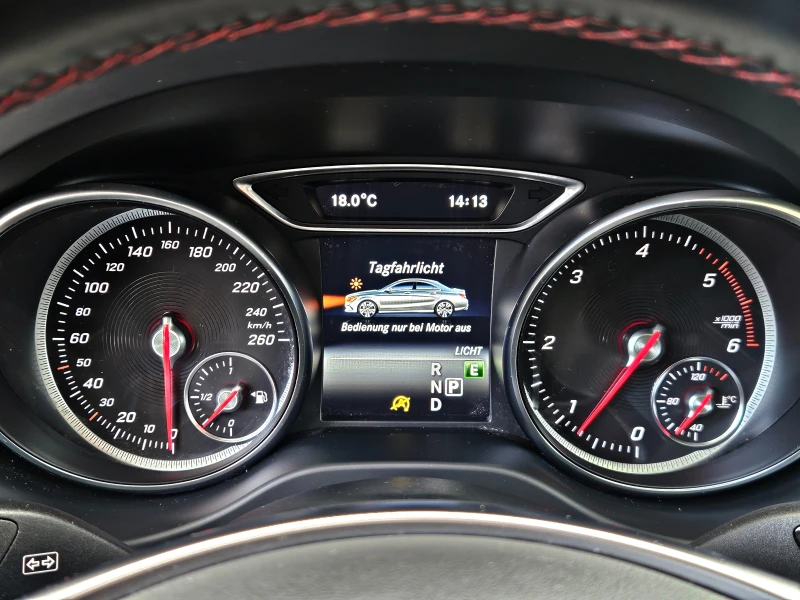 Mercedes-Benz CLA 220 AMG/GERMANY/CAMERA/PANO/CAR PLAY/AMBIENT/ПАМЕТ/LIZ, снимка 9 - Автомобили и джипове - 52146133