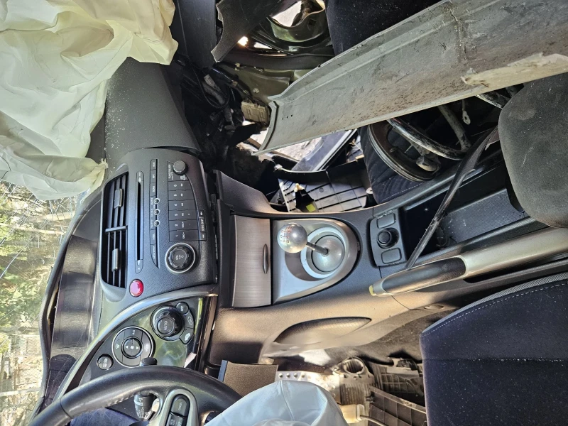 Honda Civic 2.2 140, снимка 8 - Автомобили и джипове - 52598050