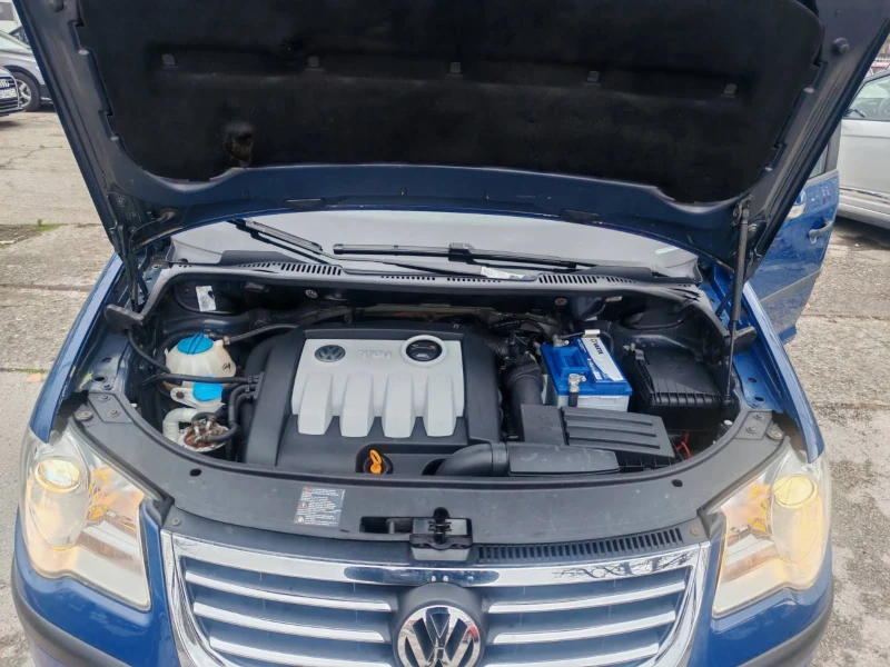 VW Touran 1.9 TDI 90 коня, снимка 13 - Автомобили и джипове - 52329940