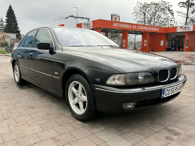 BMW 520, снимка 2 - Автомобили и джипове - 52665060