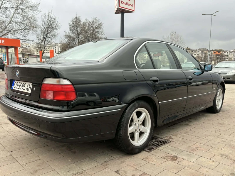 BMW 520, снимка 4 - Автомобили и джипове - 52665060