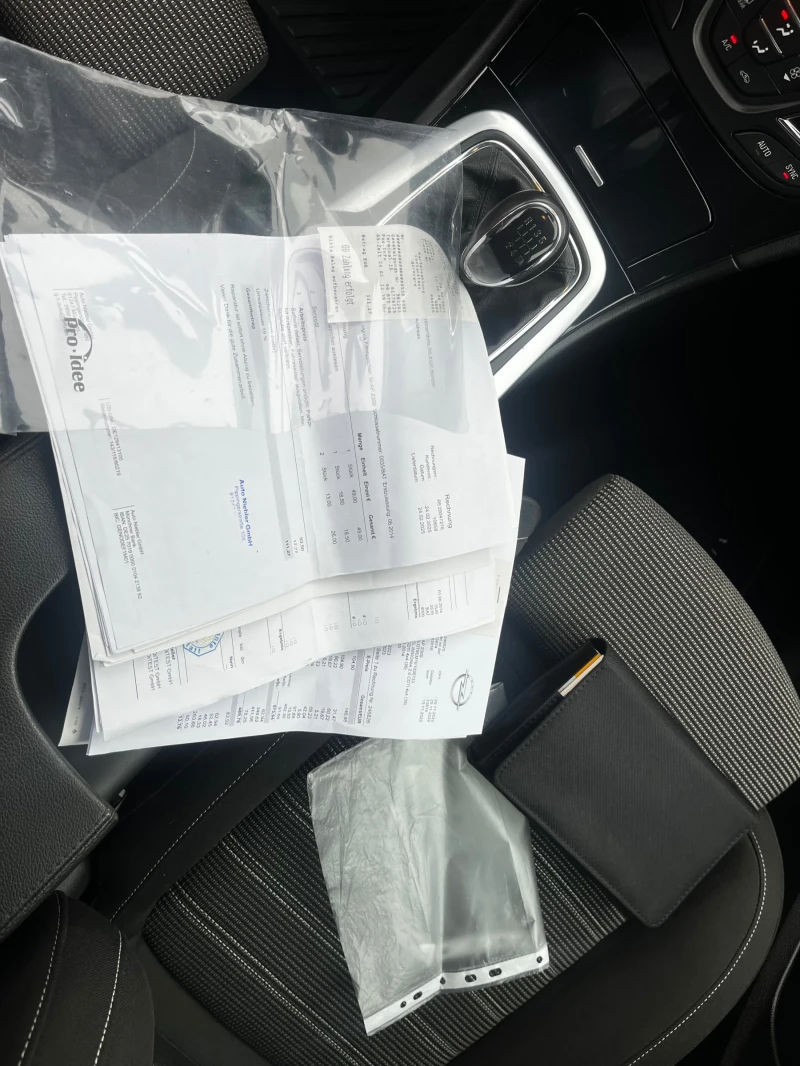 Opel Insignia Cross tourer 4X4 FULL Recaro 168000 НОВ ВНОС, снимка 16 - Автомобили и джипове - 52674762