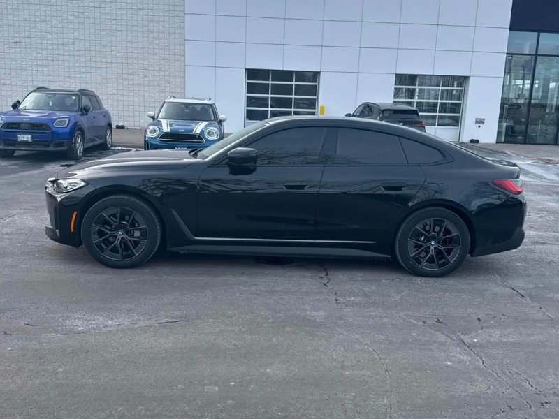 BMW i4 2024 eDrive35 * CARFAX * БЕЗ ПЪРВОНАЧАЛНА ВНОСКА, снимка 3 - Автомобили и джипове - 52941641