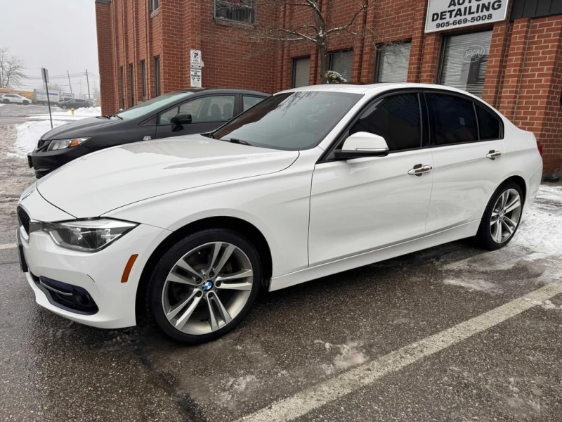 BMW 330 i xDrive 2018 * CARFAX * БЕЗ ПЪРВОНАЧАЛНА ВНОСКА, снимка 2 - Автомобили и джипове - 53013744