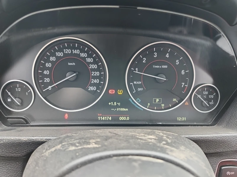 BMW 330 * CARFAX * M ПАКЕТ* НИСЪК ПРОБЕГ, снимка 7 - Автомобили и джипове - 53245518