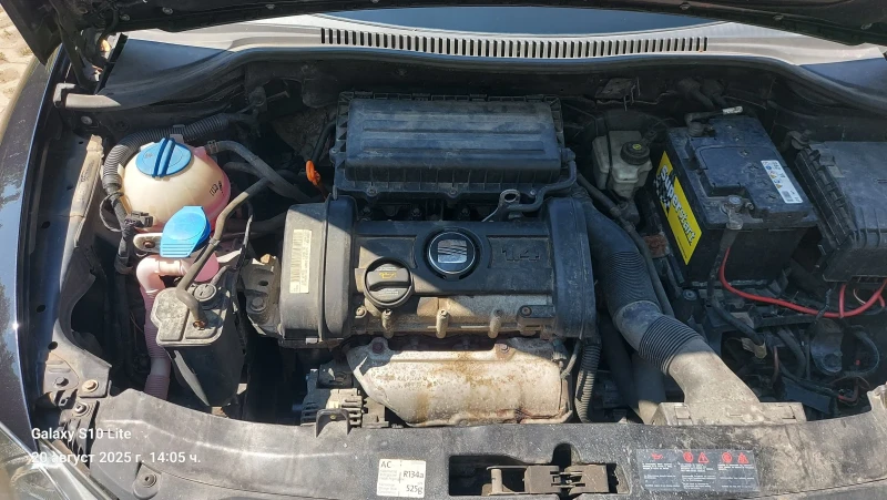 Seat Leon 1.4i бензин., снимка 17 - Автомобили и джипове - 53293162