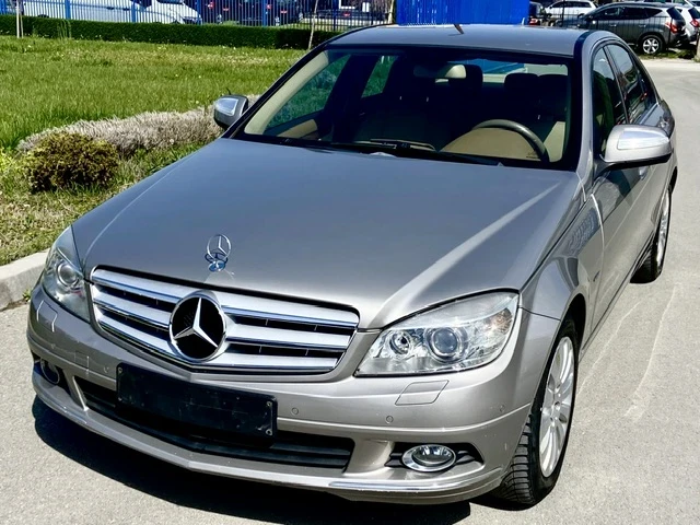 Mercedes-Benz C 220 CDI-КОЖА-УНИКАЛНО ИЗПЪЛНЕНИЕ-БЕЛГИЯ - изображение 2
