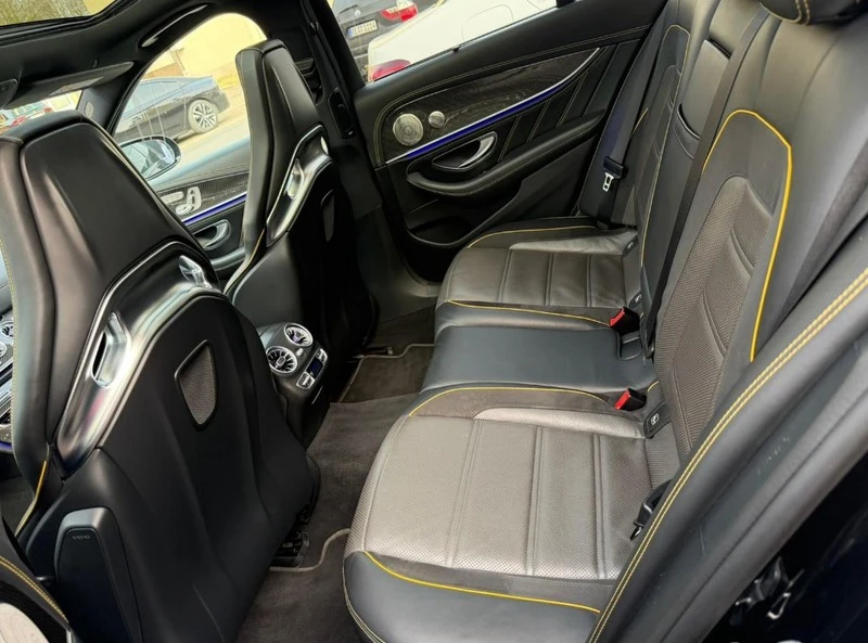 Mercedes-Benz E 63 AMG  4Matic+ Final EDITION 1of 999, снимка 12 - Автомобили и джипове - 53922091
