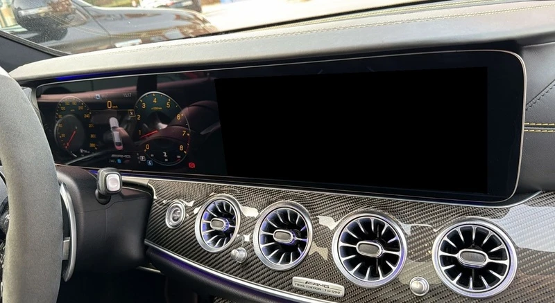 Mercedes-Benz E 63 AMG  4Matic+ Final EDITION 1of 999, снимка 9 - Автомобили и джипове - 53922091