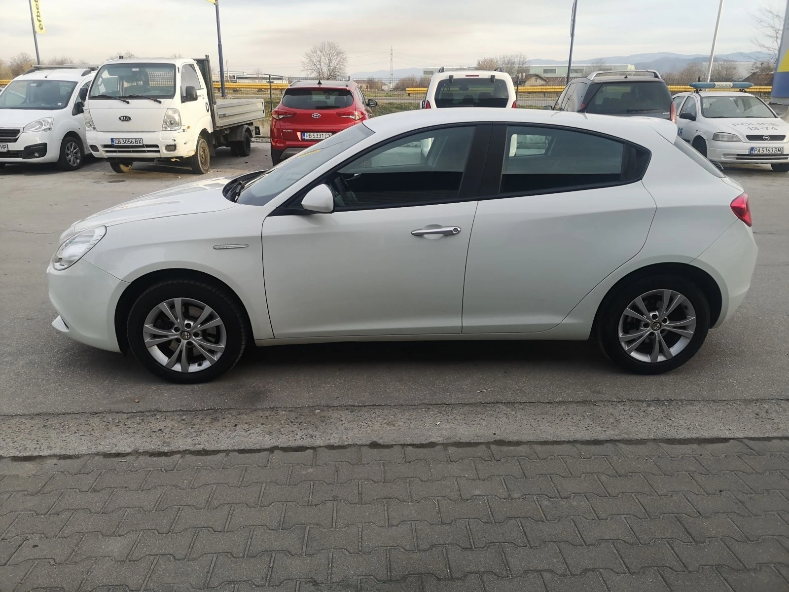 Alfa Romeo Giulietta 2.0JTD - изображение 4