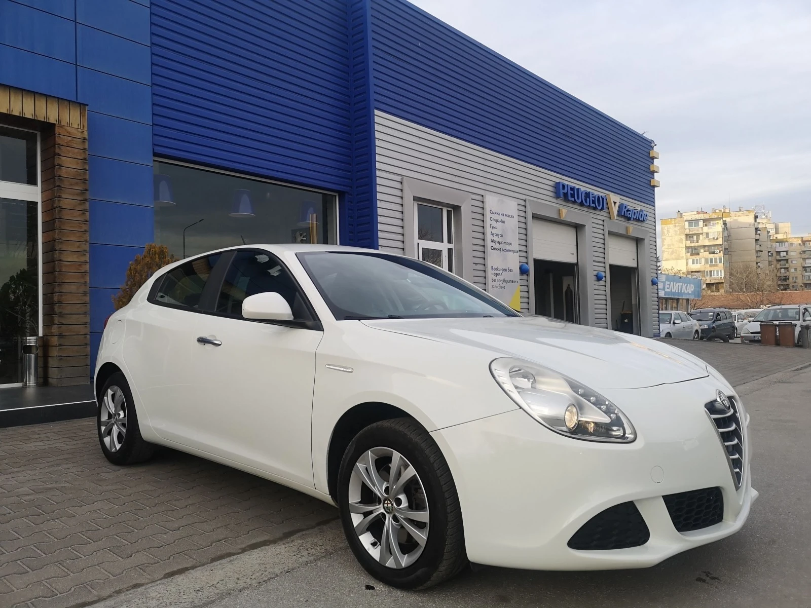 Alfa Romeo Giulietta 2.0JTD - изображение 2