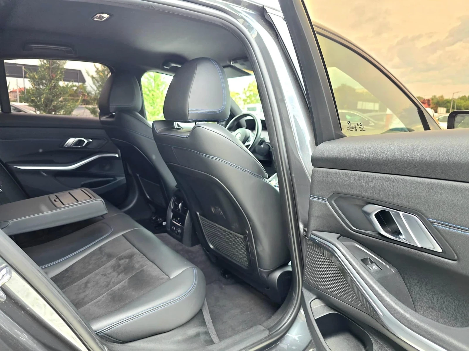 BMW 330 D XDRIVE FULL M PACK 100   100% | Mobile.bg   17