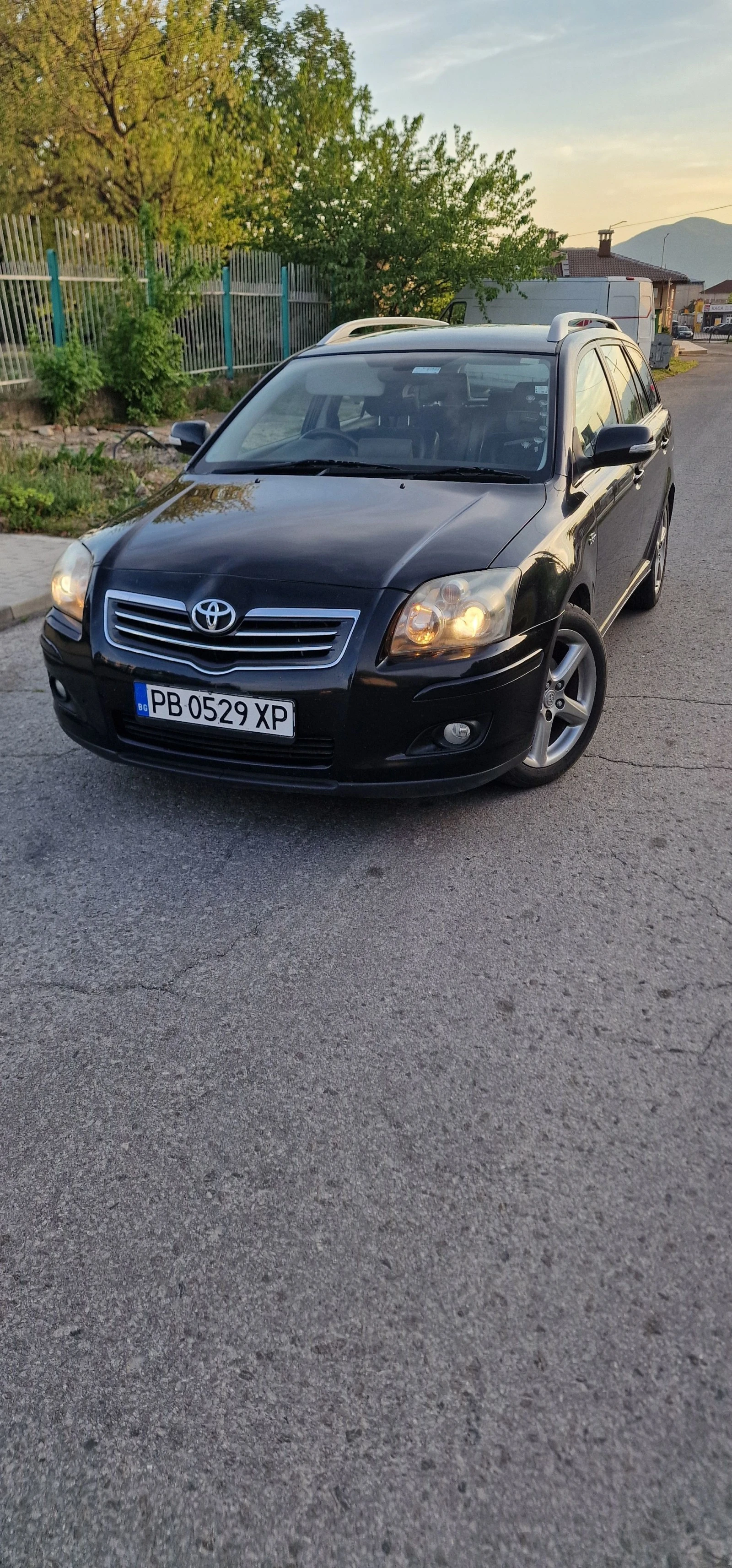 Toyota Avensis D4d - изображение 3