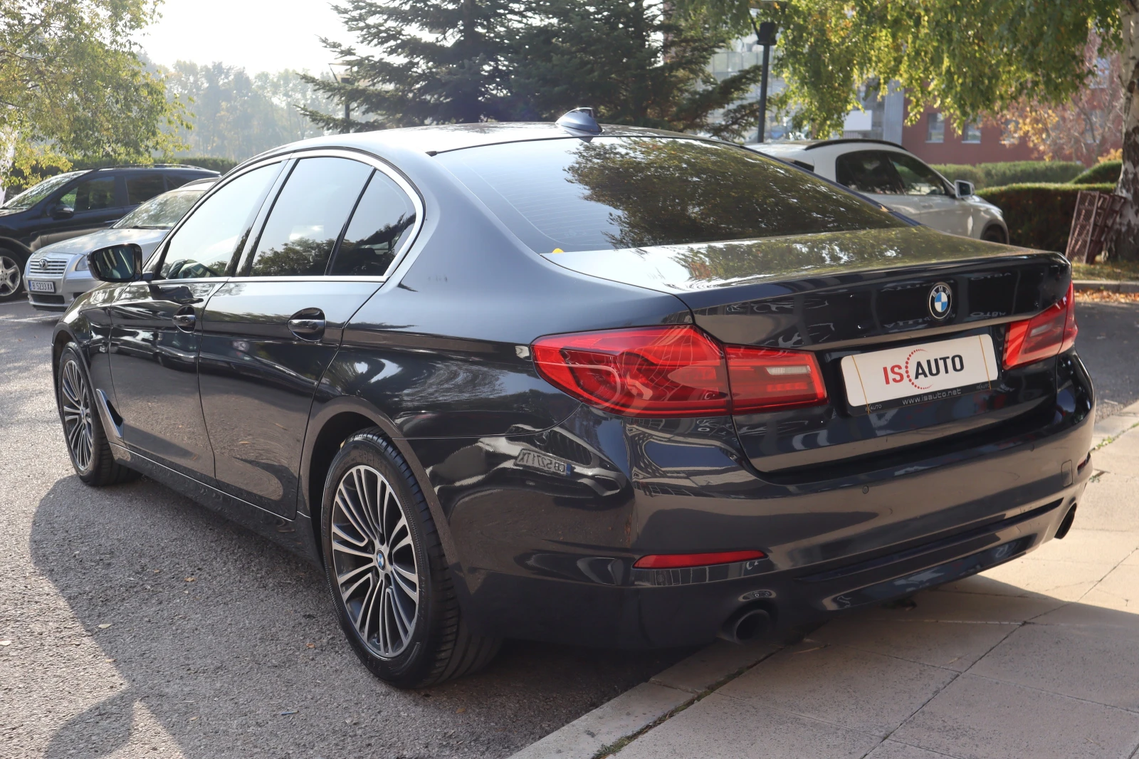 BMW 530 M-sport/Подгрев/Navi/FullLed - изображение 4