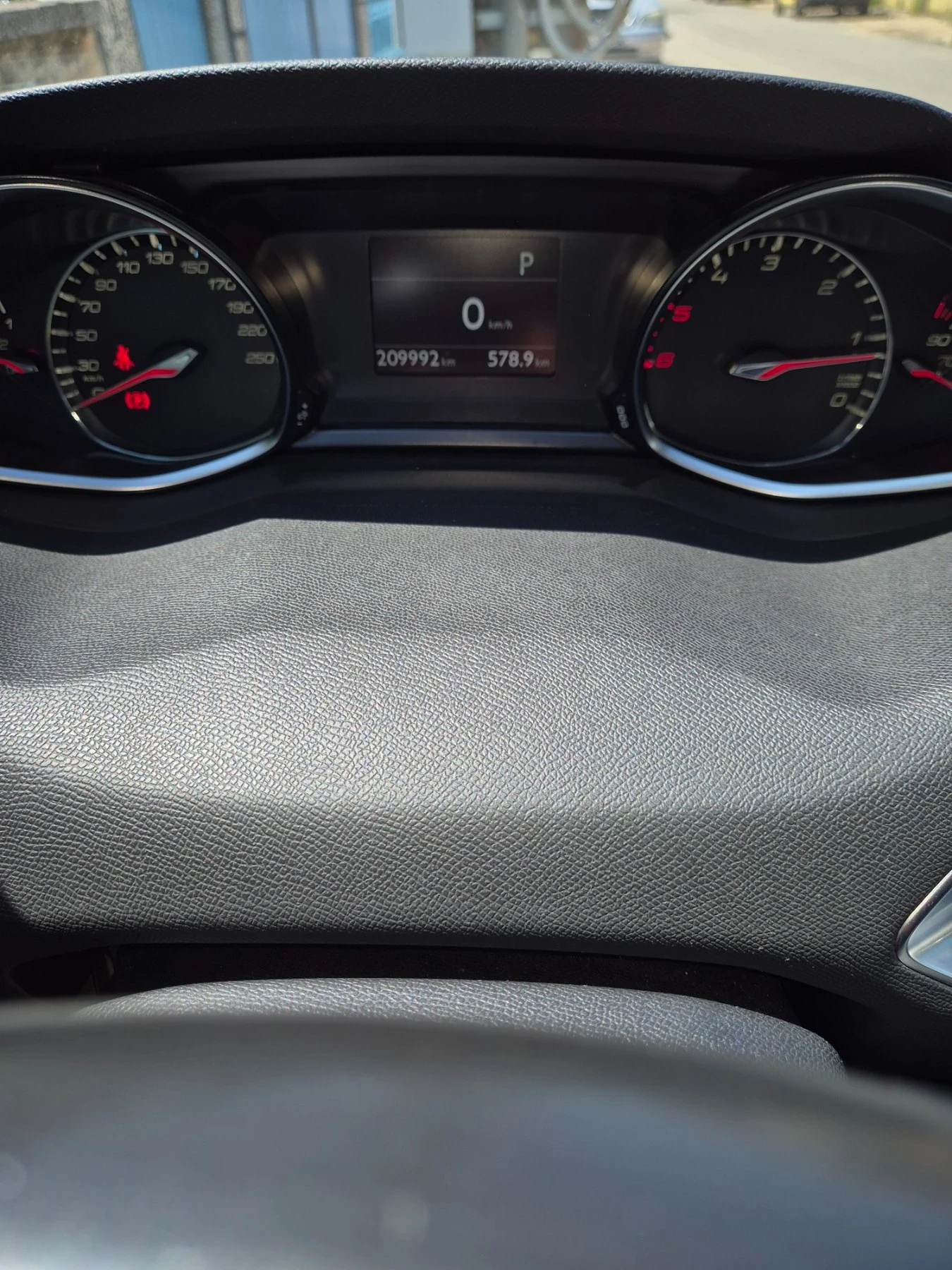Peugeot 308  - изображение 2