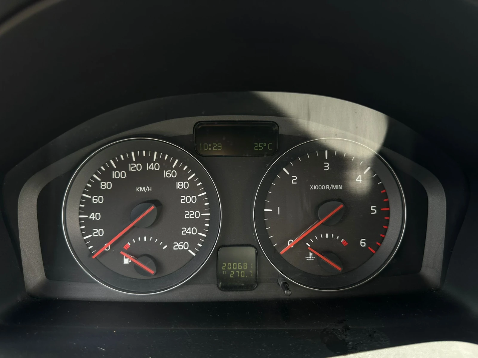 Volvo C30 / FACELIFT / 1.6D / 116HP / EURO 5 / TOP / | Mobile.bg   15