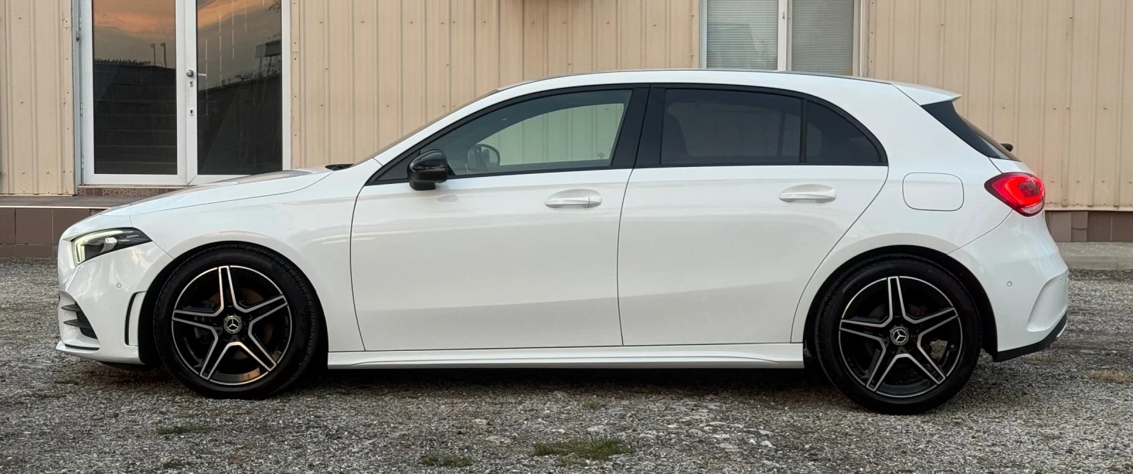 Mercedes-Benz A 180 AMG - изображение 2