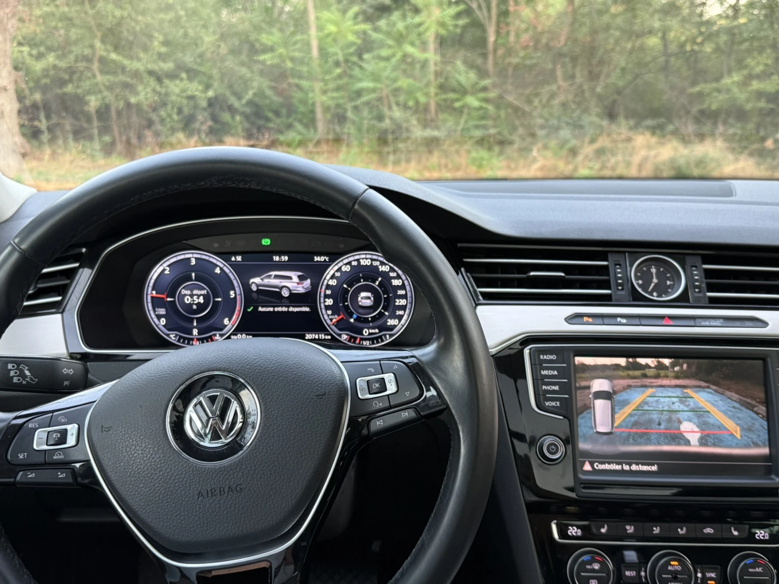 VW Passat 2.0 TDI HIGHLINE, DIGITAL, LED, 360  Камери, Кожа, - изображение 9