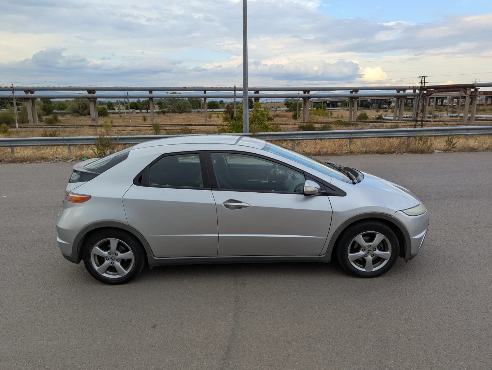 Honda Civic 1. 4i - DSI - (РЕАЛНИ КИЛОМЕТРИ)(6 - СКОРОСТИ) - изображение 5