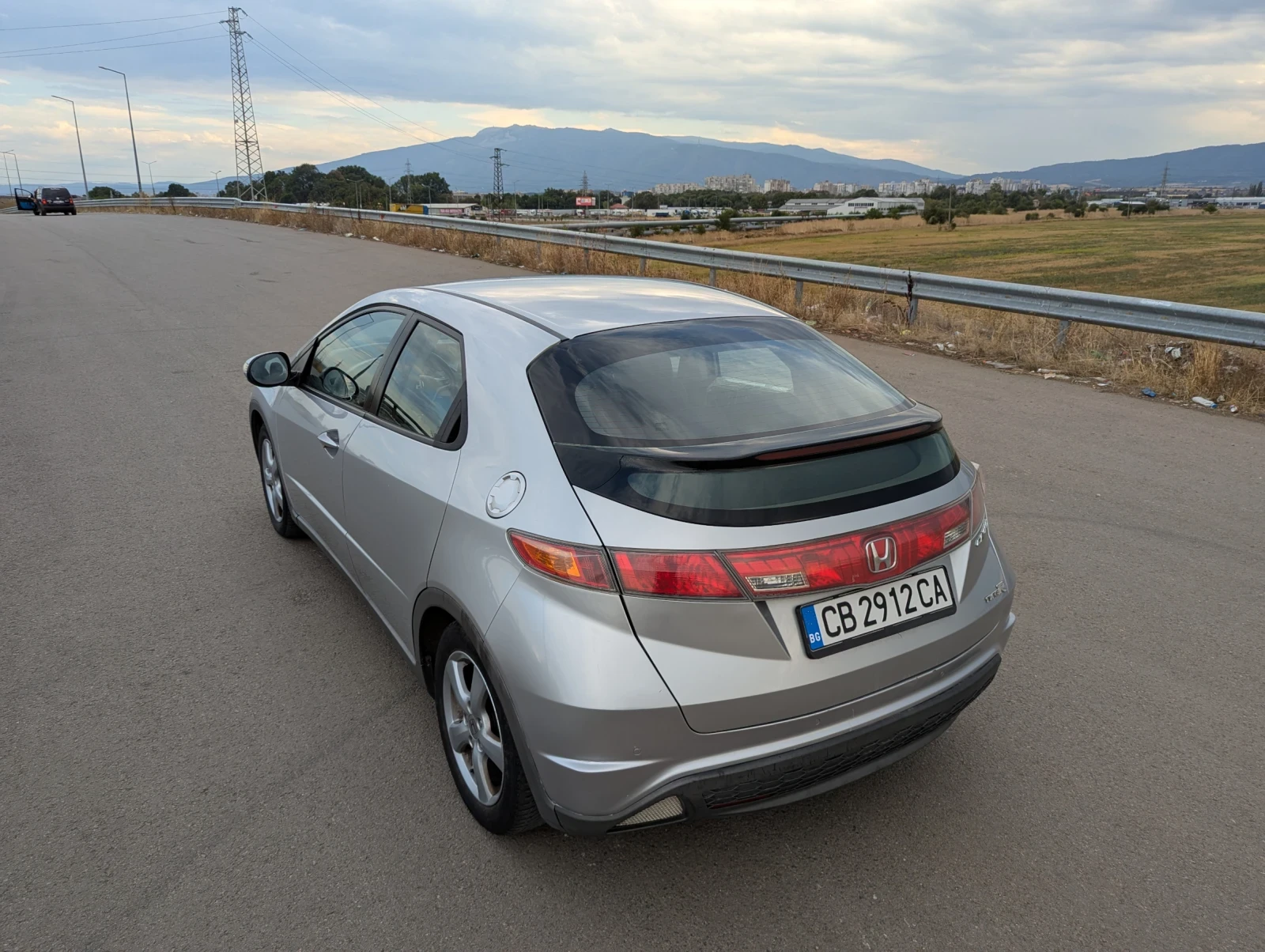 Honda Civic 1. 4i - DSI - (РЕАЛНИ КИЛОМЕТРИ)(6 - СКОРОСТИ) - изображение 8