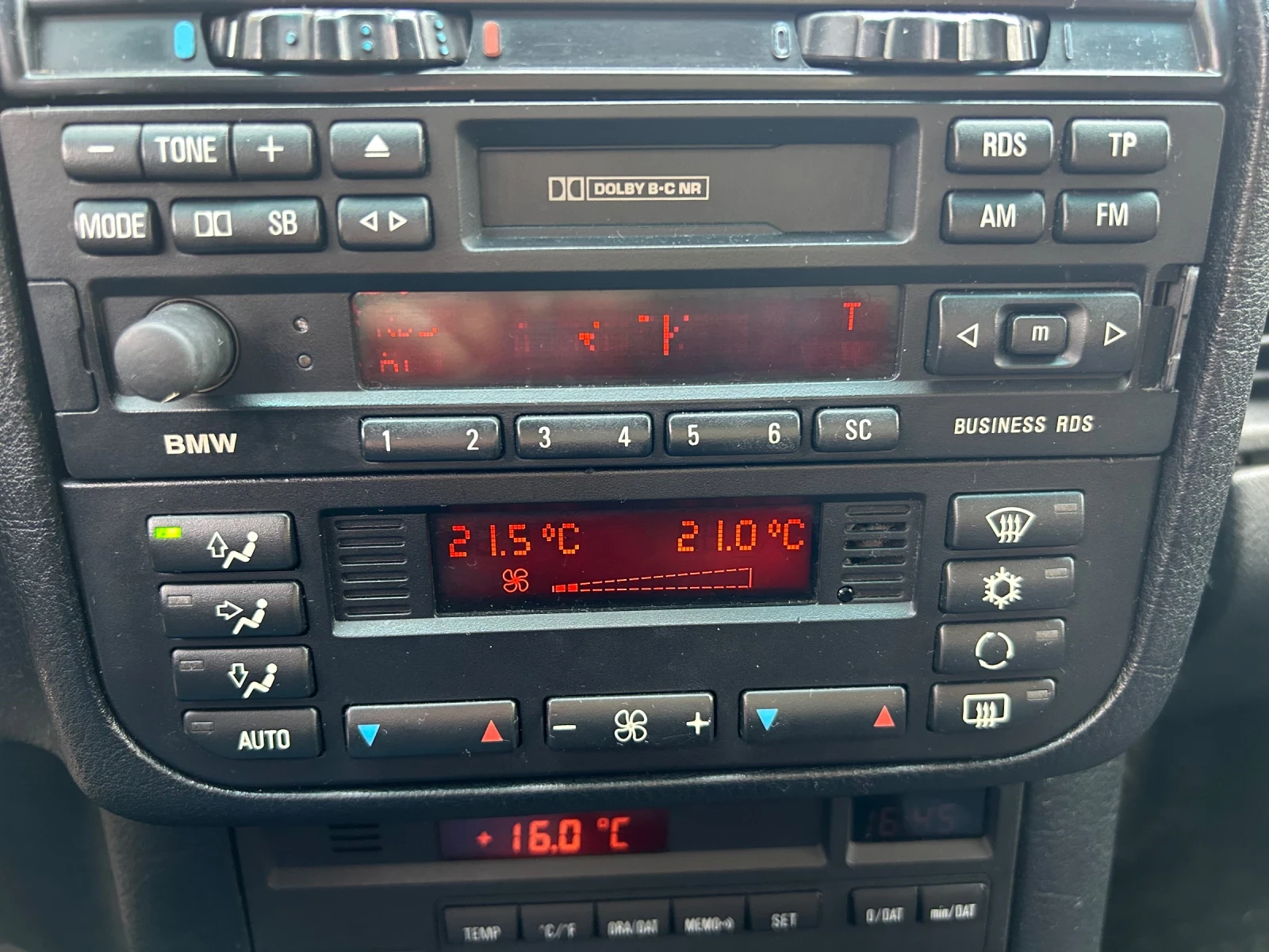 BMW 320 i - изображение 9