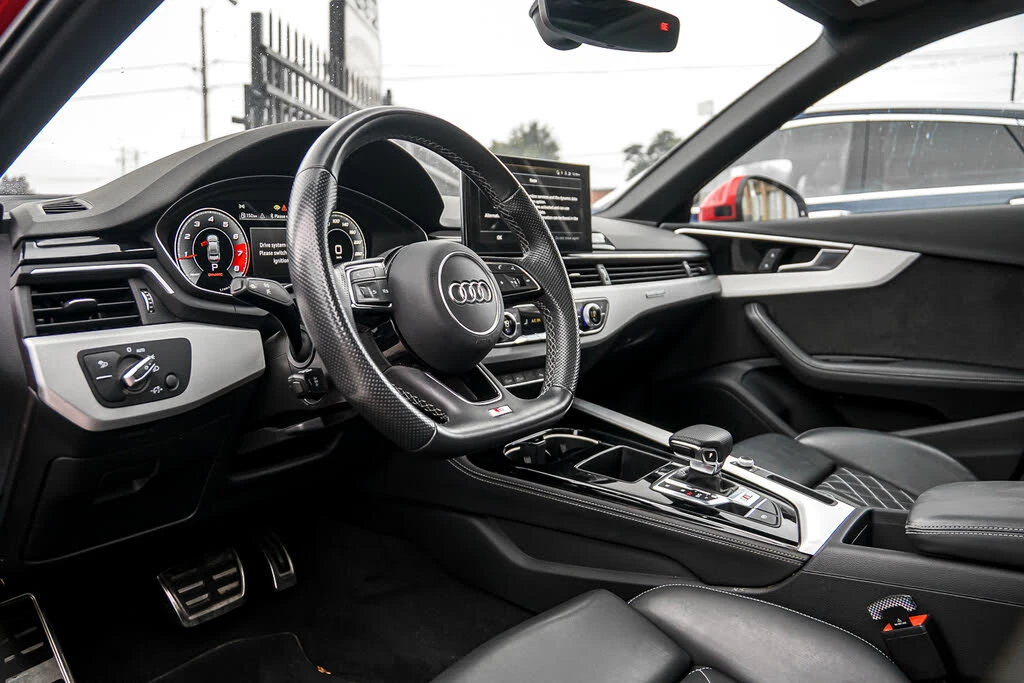 Audi S4 Quattro* Premium* АвтоКредит* (ЦЕНА ДО БГ) - изображение 6