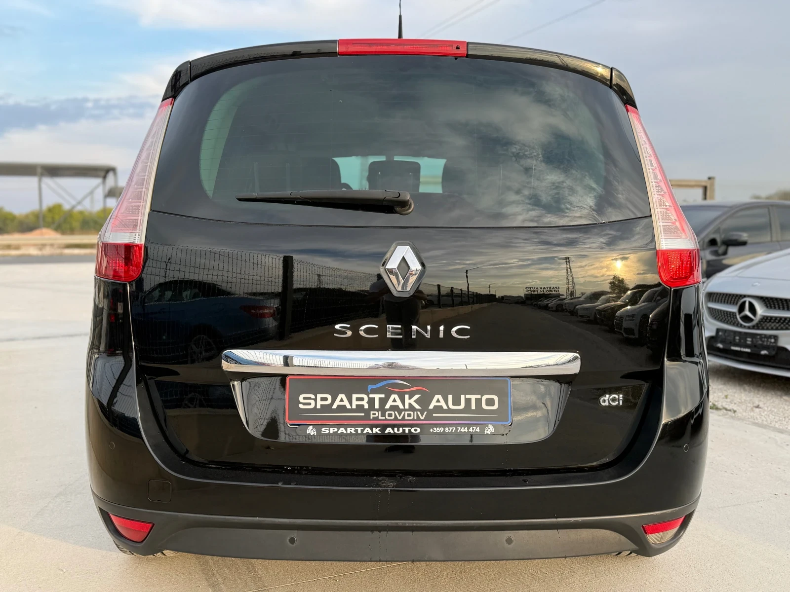 Renault Grand scenic 1.5DCI* 6+ 1* 2013г* РЪЧКА* ТОП СЪСТОЯНИЕ*  - изображение 5