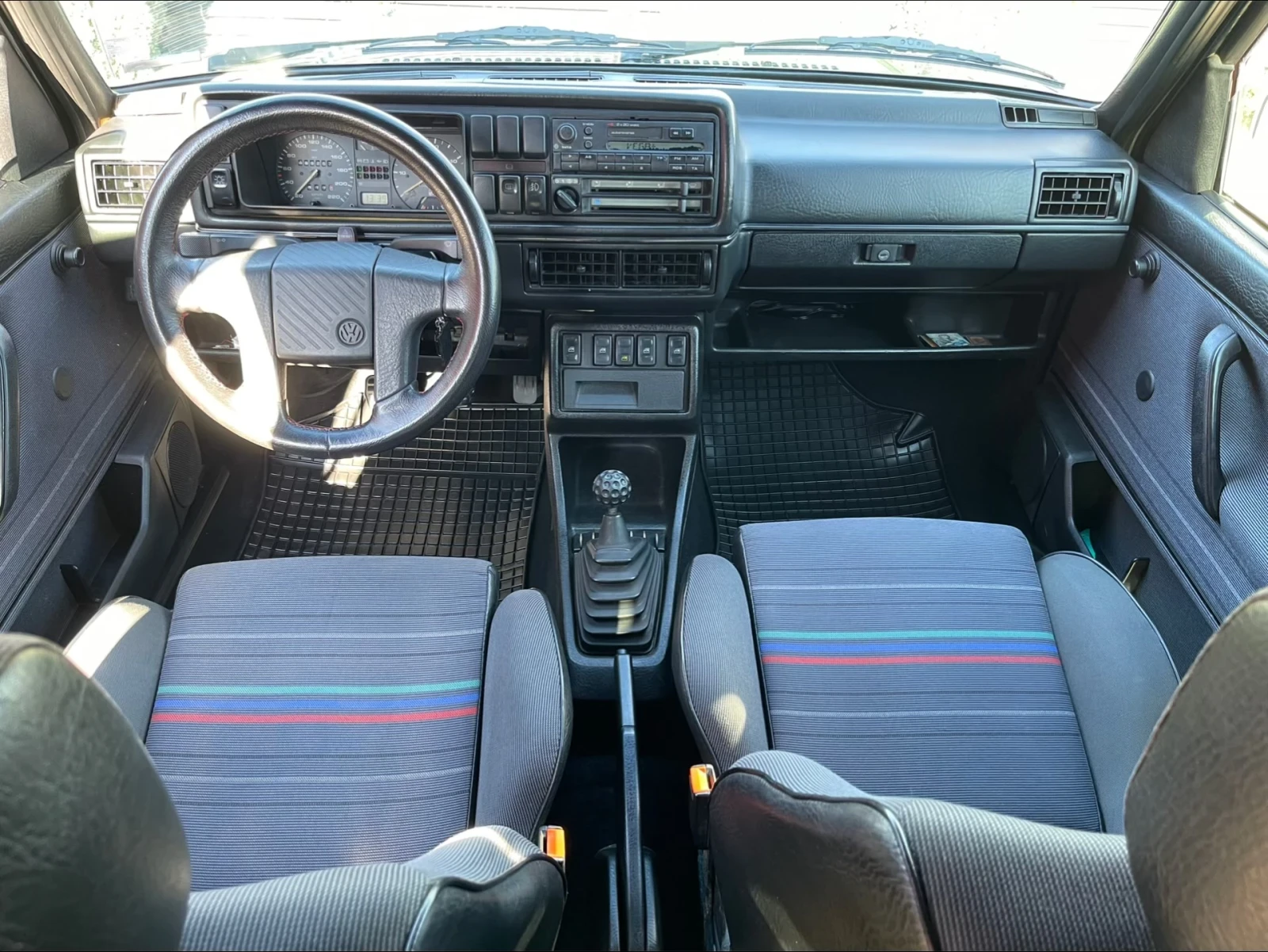 VW Golf GTD | Mobile.bg   9